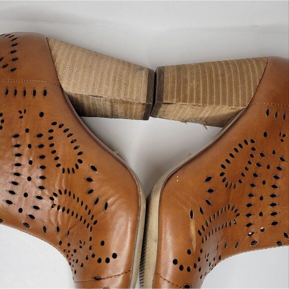 Carlos Santana Women's Taryn Booties Ankle Boot - Picture 5 of 13